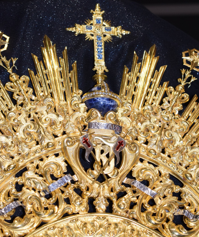 PRESENTACIÓN DE LA DIADEMA PROCESIONAL DE MARÍA SANTÍSIMA DEL AMPARO