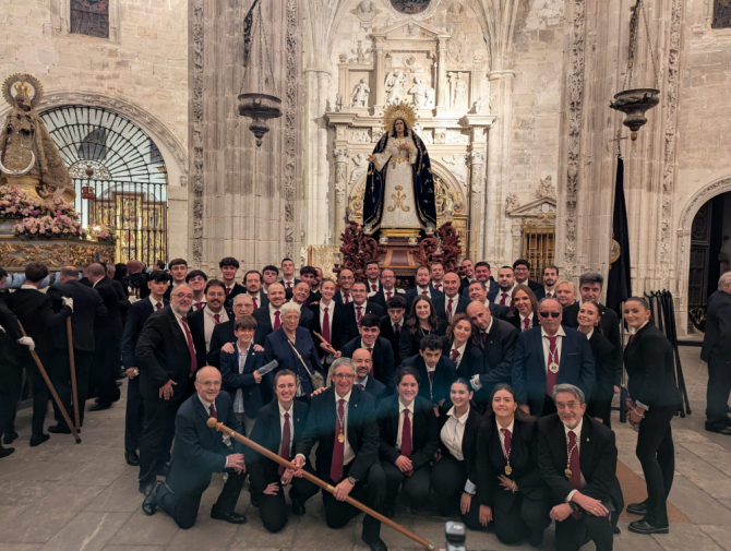 PARTICIPACI�N DE NUESTRA PROCESI�N EN LA MAGNA MARIANA