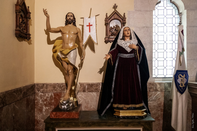 MAR�A SANT�SIMA DEL AMPARO VISTE DE LUTO DURANTE EL MES DE NOVIEMBRE